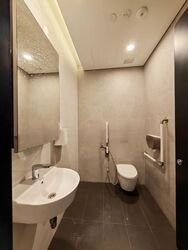 Hongkong Street (D1), Office #618137031